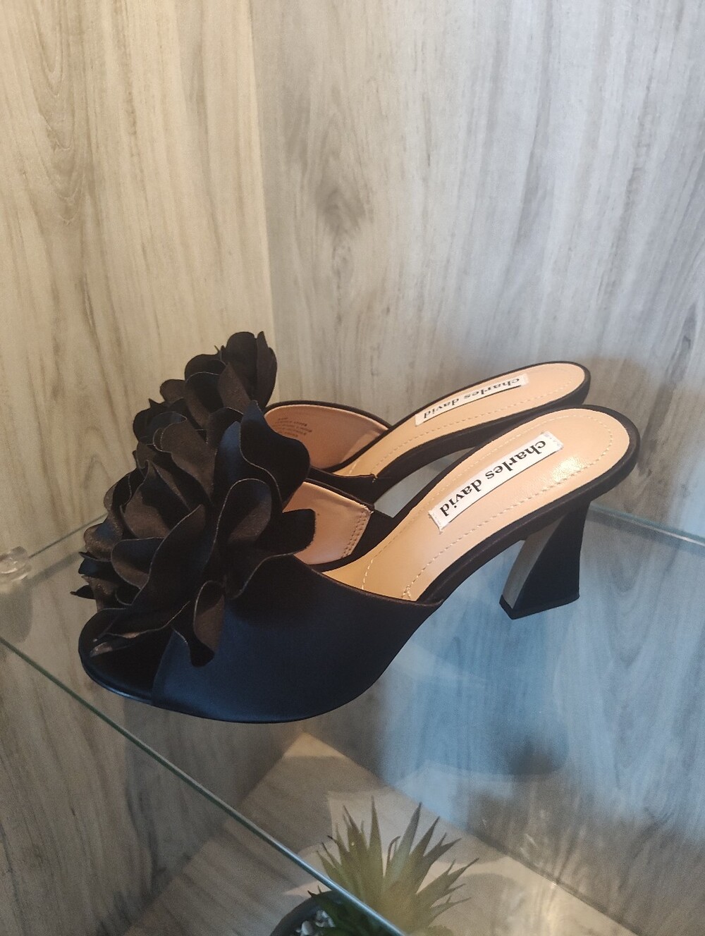 Charles David Black Satin Floral Slide Sandal SZ 7.5  New